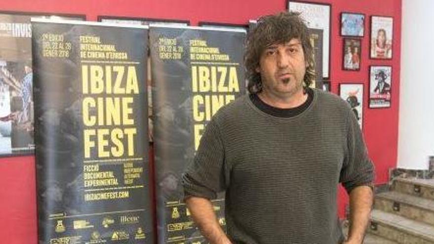 El director del IbizaCineFest, Xavier Herrero, ayer en Can Ventosa.