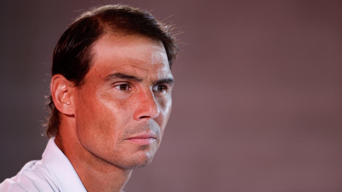 El tenista español Rafa Nadal durante la rueda de prensa posterior al entrenamiento realizado este miércoles en la Caja Mágica donde ya prepara su participación en el Mutua Madrid Open