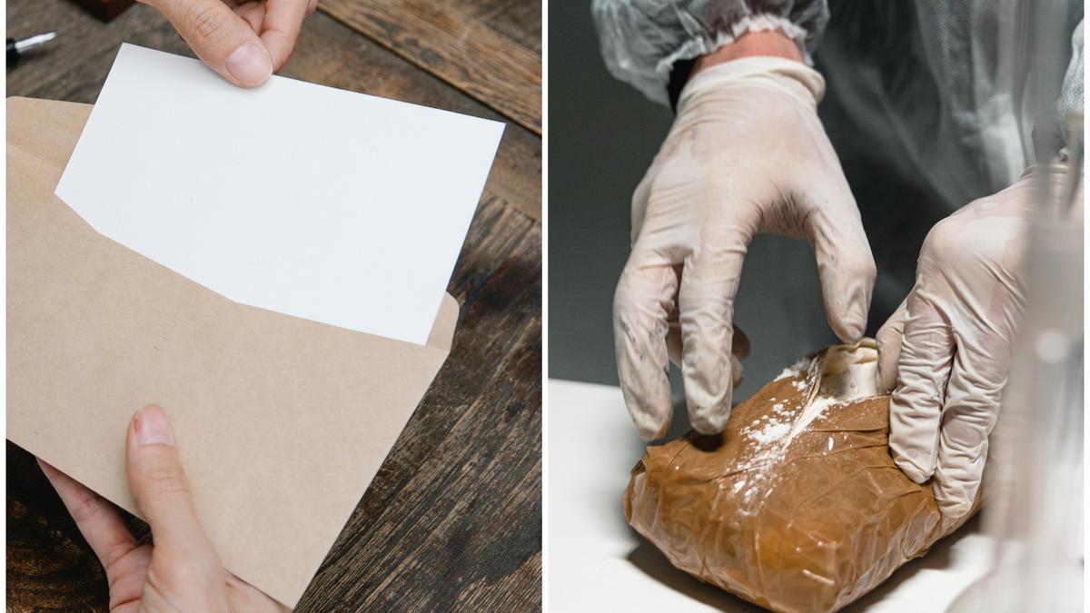 Una carta con seis kilos de cocaína viaja de Brasil a Palencia pasando por Vitoria. En la foto, un sobre y un paquete de coca en imágenes de archivo.