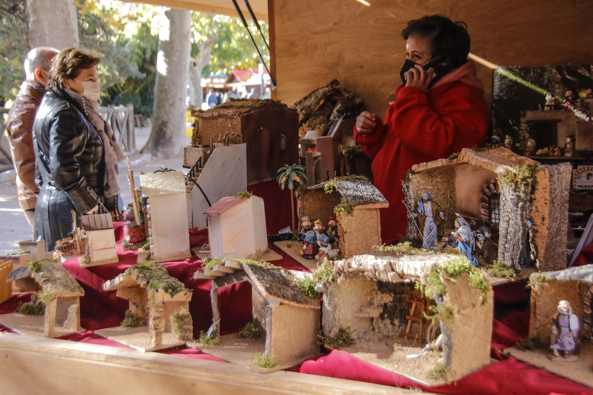 El Mercat de Nadal viste la Glorieta de oferta comercial y ocio