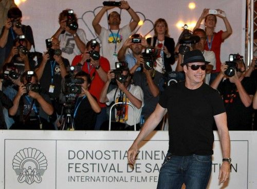 JOHN TRAVOLTA LLEGA AL FESTIVAL DE CINE DE SAN SEBASTIÁN, DONDE RECIBIRÁ UN PREMIO DONOSTIA