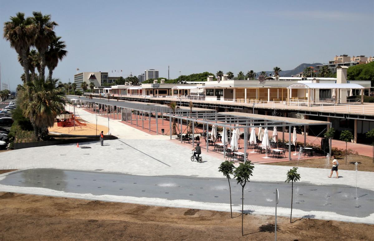 El Port de Mataró culmina la transformació de la seva zona comercial El Port de Mataró culmina la transformació de la seva zona comercial
