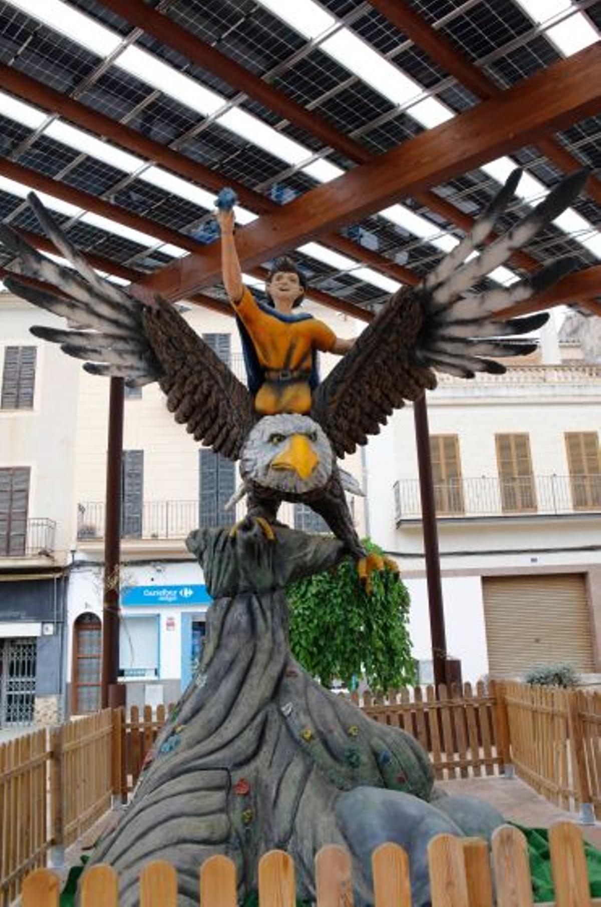 "El Águila de la Flor Romanial" auf der Plaça de Sant Jaume