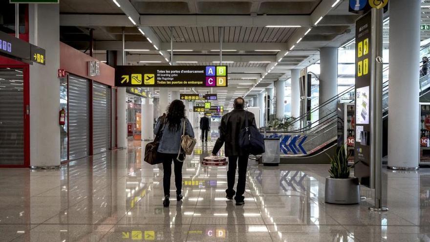 Aufgrund der Reisebeschränkungen ist der Flughafen Mallorca zur Zeit so leer wie selten.