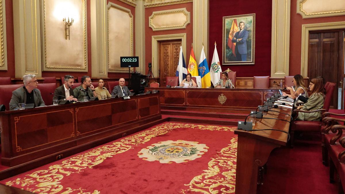 Comisión de control del Ayuntamiento de Santa Cruz, celebrada este jueves, 9 de noviembre.