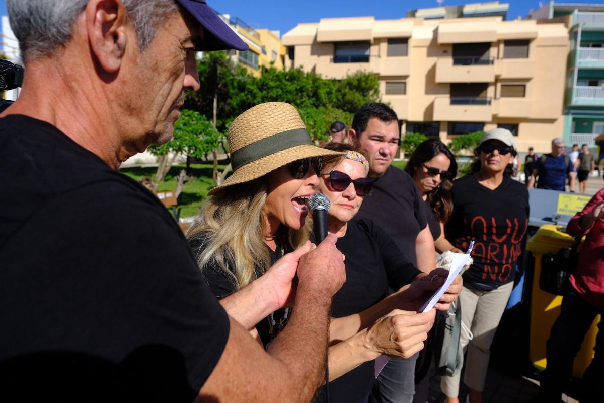 Manifestación contra las jaulas marinas en la costa de Telde