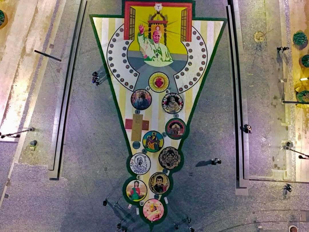 Alfombristas de Bueu en el jubileo de los artistas en el Vaticano