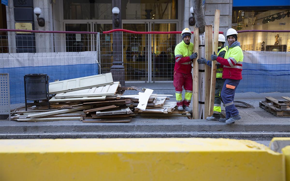 Las obras del eje verde de Consell de cent cambian de fase