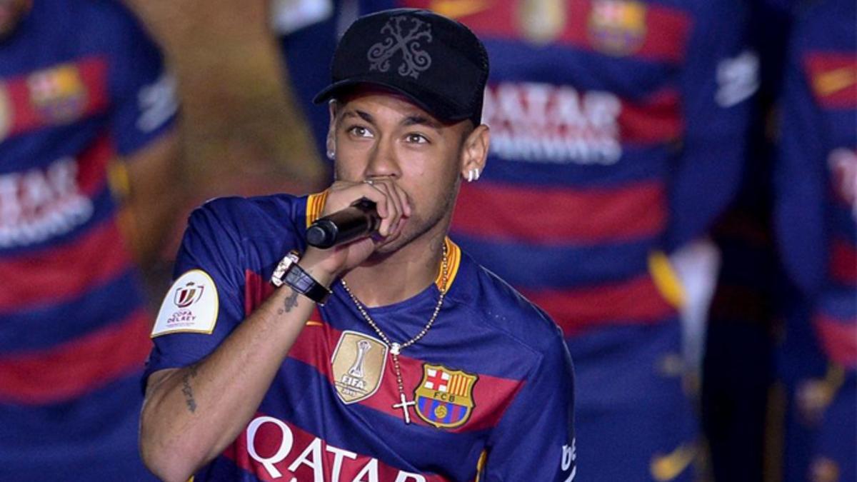 Neymar ya gritó en la celebración del doblete su voluntad de seguir