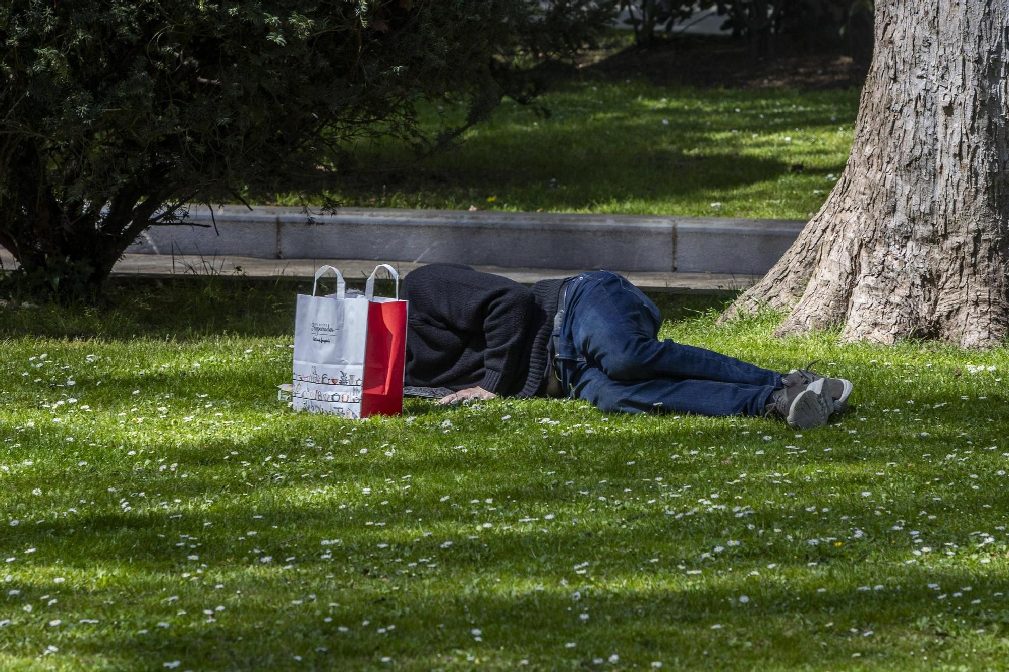 La primavera adquiere tintes veraniegos en Asturias: así fue la jornada de calor en Oviedo