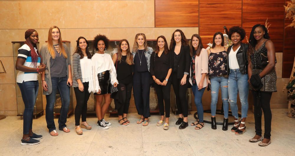 Cena del Valencia Basket con las Peñas