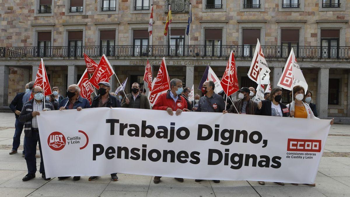 Concentración de jubilados en Zamora.