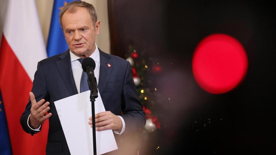 Donald Tusk choca con los ultras en su plan de despolitizar los medios públicos de Polonia