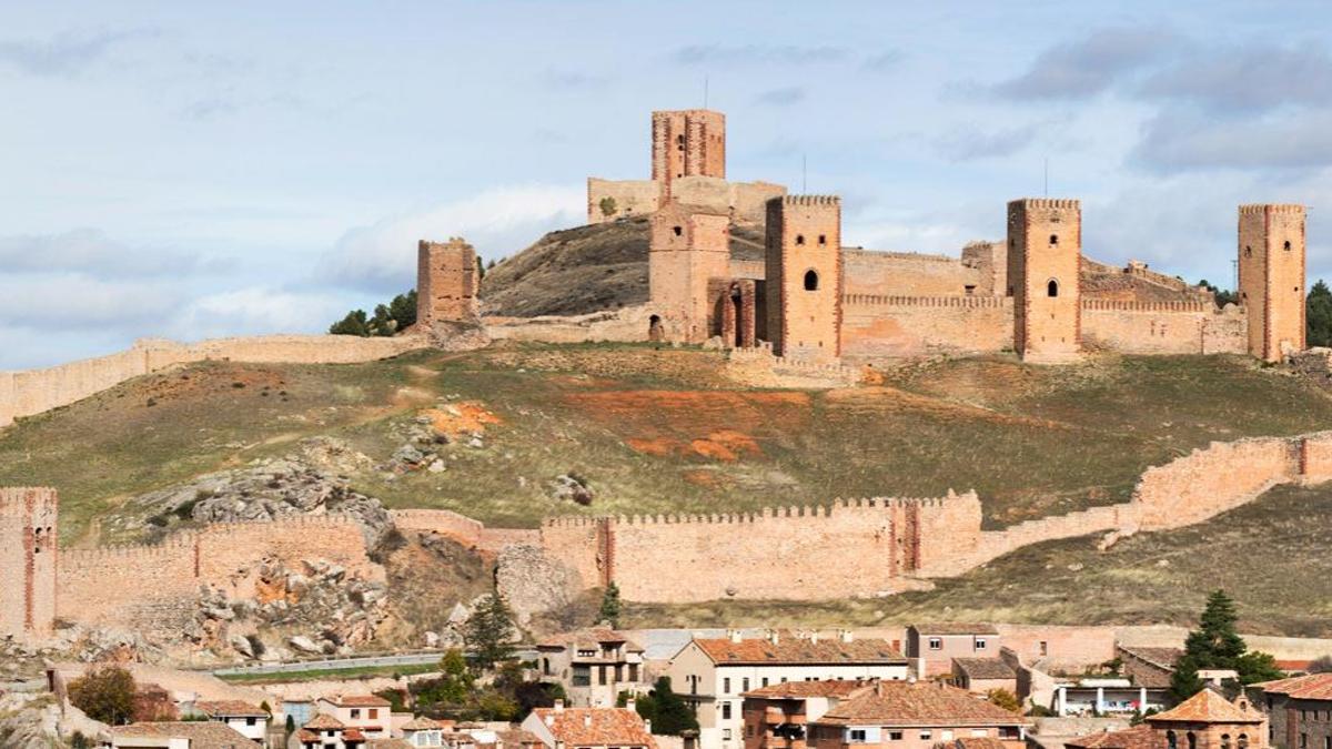 El Castillo de Molina vigila desde las alturas a Molina de Aragón