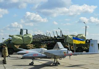 Bayraktar TB2, el dron con el que Ucrania destruye tanques rusos