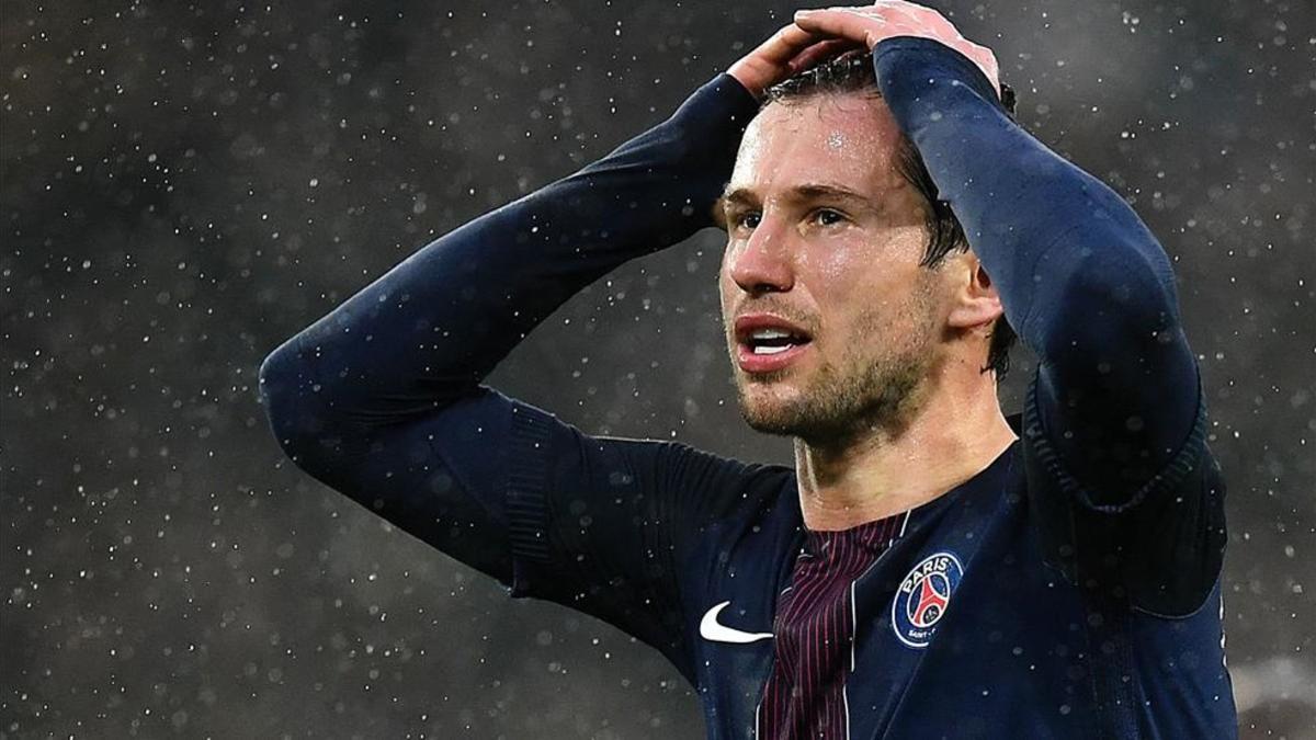 Krychowiak ha fracasado en el PSG y el Valencia va a por él