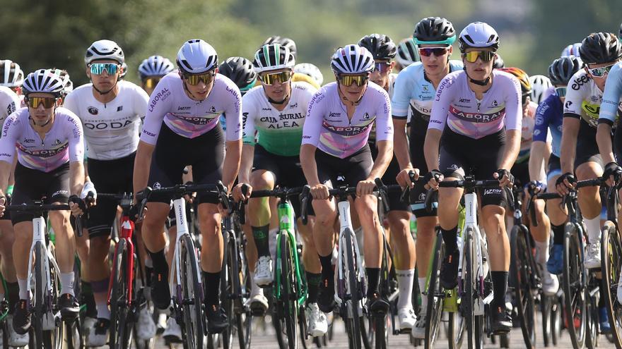 Laboral Kutxa confirma un nuevo equipo para la Vuelta Cicloturista a Ibiza Campagnolo