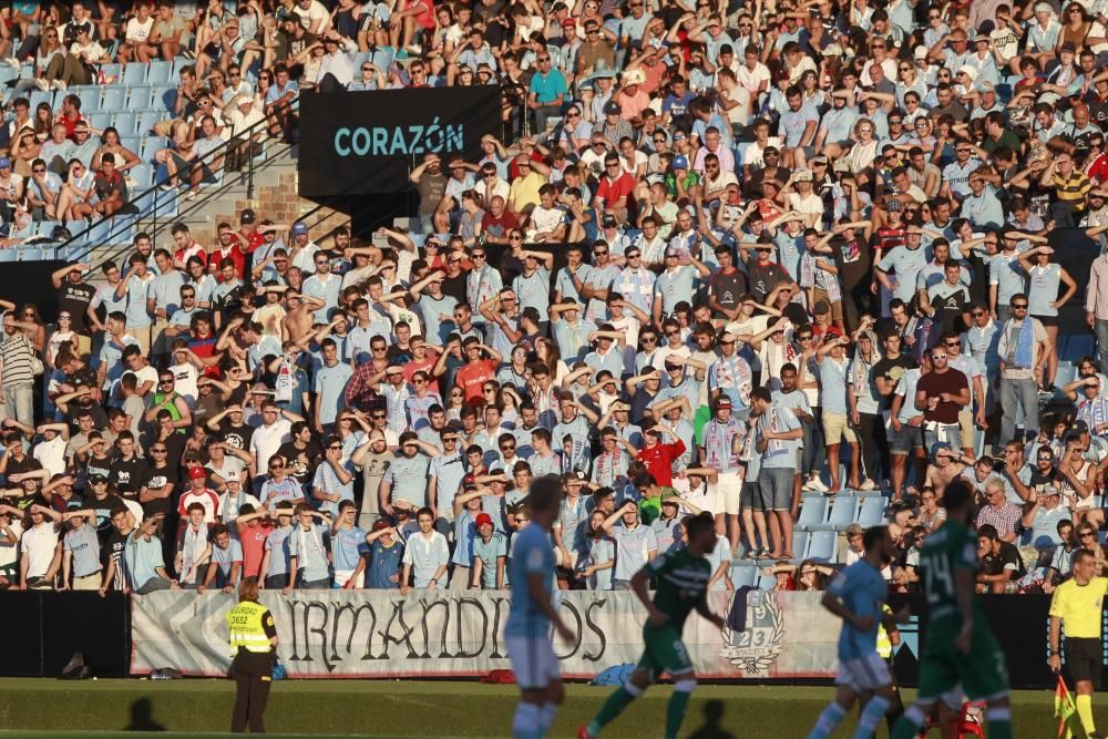 El Celta - Getafe, en dos fotos - El equipo vigués cae por la mínima ante un debutante Primera y firma un amargo estreno de temporada