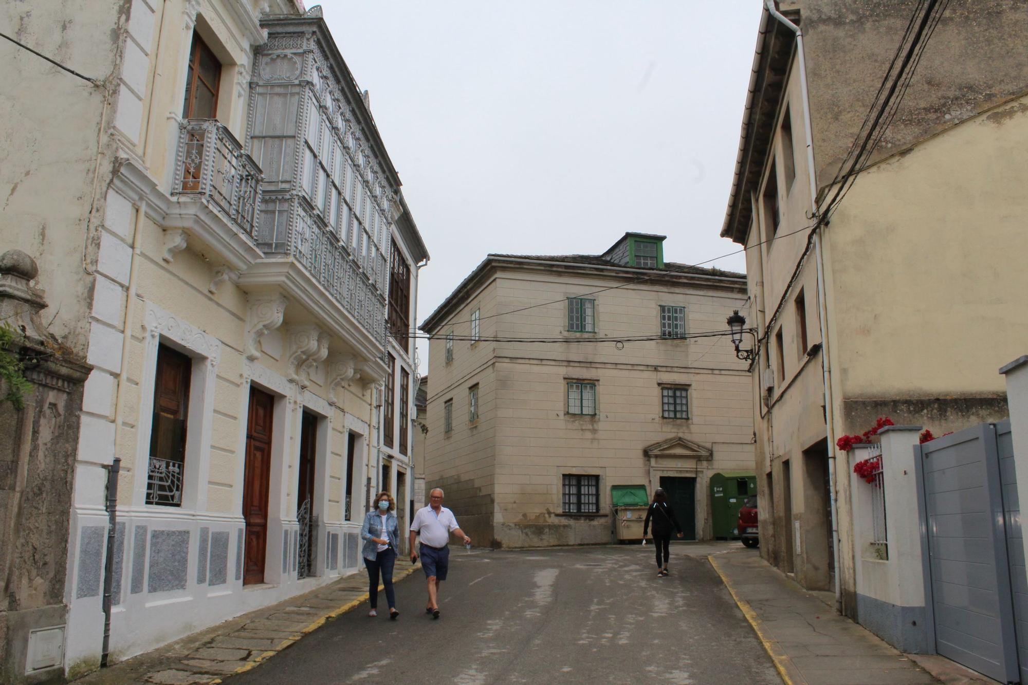 Castropol, un pueblo con el guapo subido, a la vera del Eo