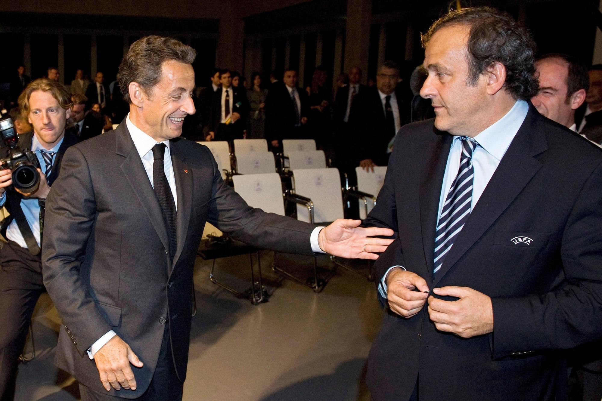 Sarkozy y Platini, durante un encuentro de ambos antes de que estallase el 'Qatargate'.