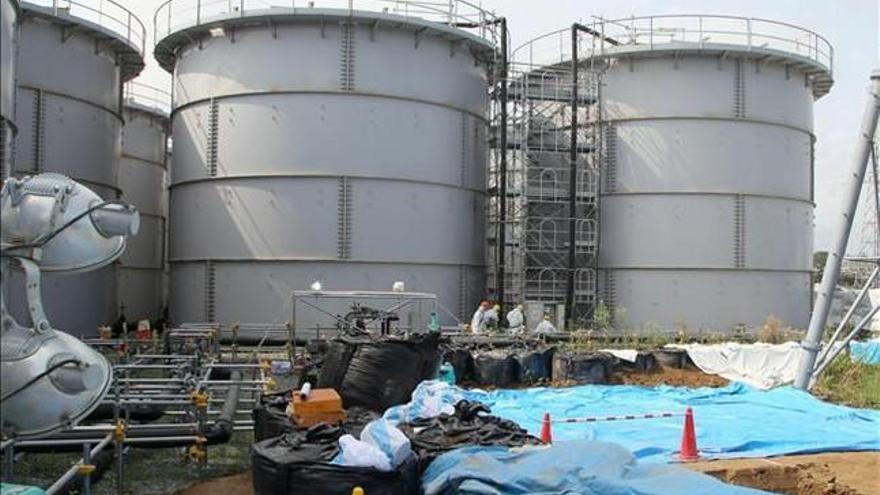 Fukushima admite que no puede evitar al 100% la filtración de agua radiactiva