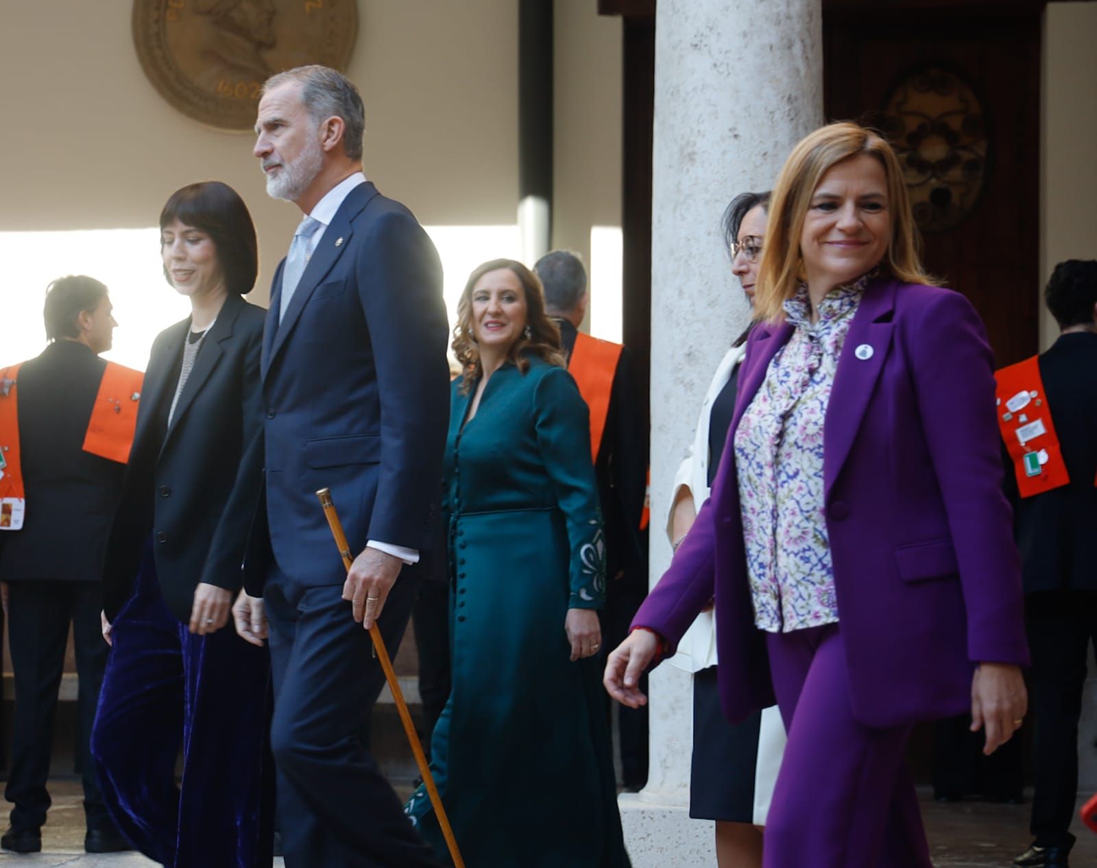 Llegada del Rey a la inauguración del curso universitario.