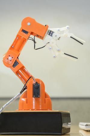 Proyecto del Idetic sobre sistema óptico para manejar un brazo robótico en un entorno industrial..  | 16/05/2018 | Fotógrafo: Tony Hernández