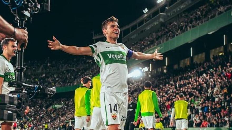 El Celta confirma el primer fichaje del verano: Aleix Febas ya es celeste