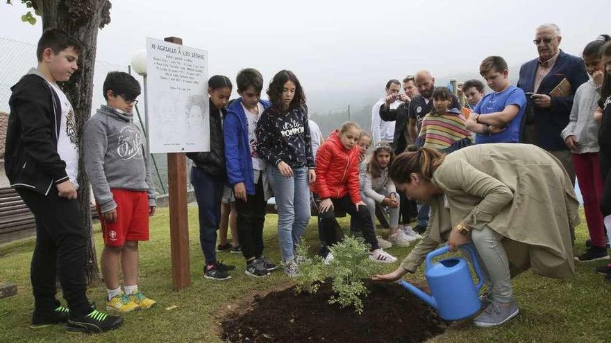 Homenaje muy participativo a Luis Seoane