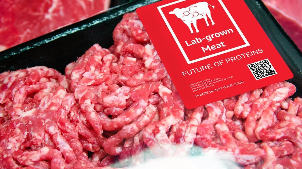 Carne de laboratorio comercializada en un supermercado