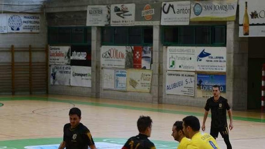 Un partido anterior del ADFS Bueu. // Gonzalo Núñez