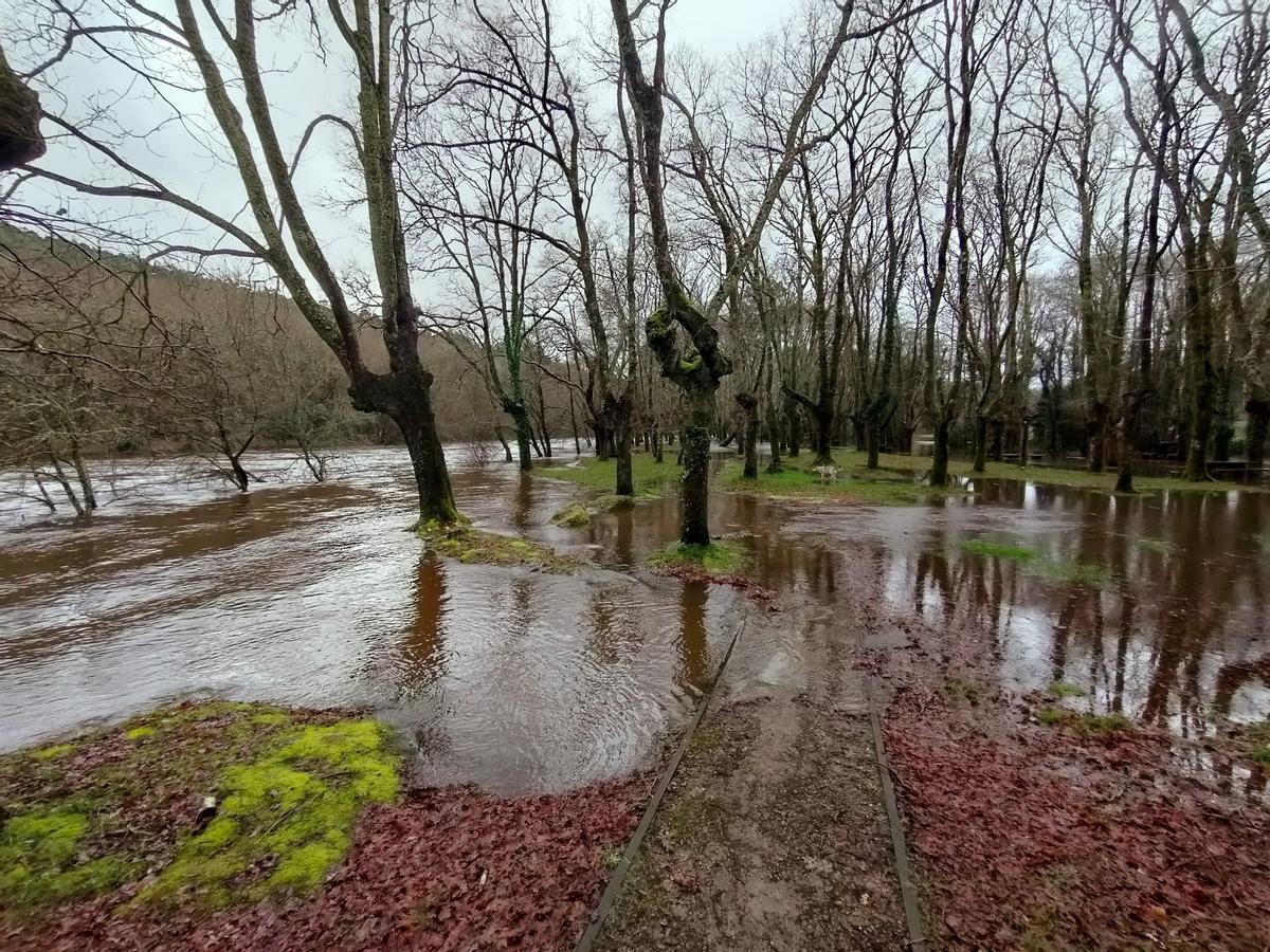 Así están los ríos de Santiago con el paso de la borrasca Joseph Así están los ríos de Santiago con el paso de la borrasca Joseph