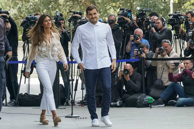 Sara Carbonero y e Iker Casillas, tras recibir el alta hospitalaria en Oporto