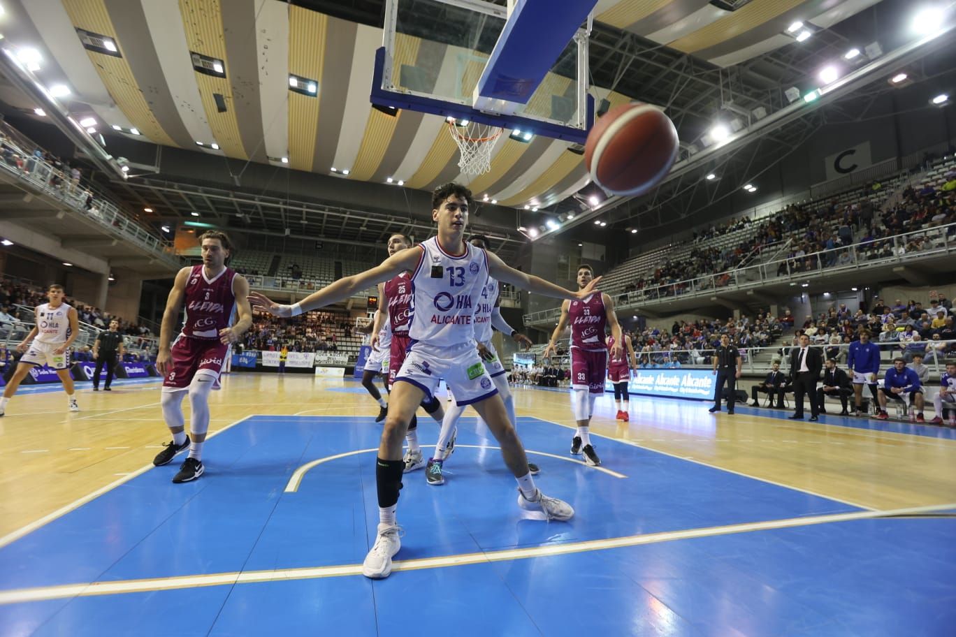 El Lucentum cae ante el Lleida