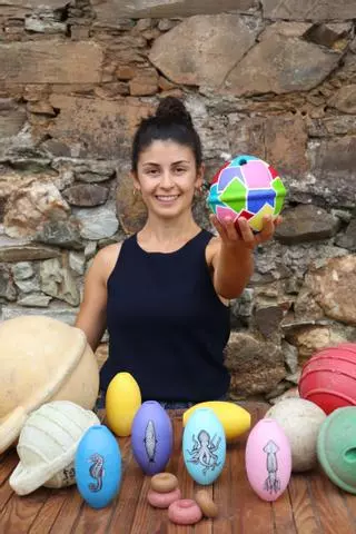 Arte en boias que cuspe o mar