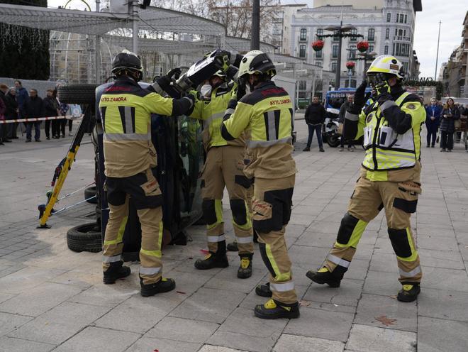 Simulacro de accidente en La Marina