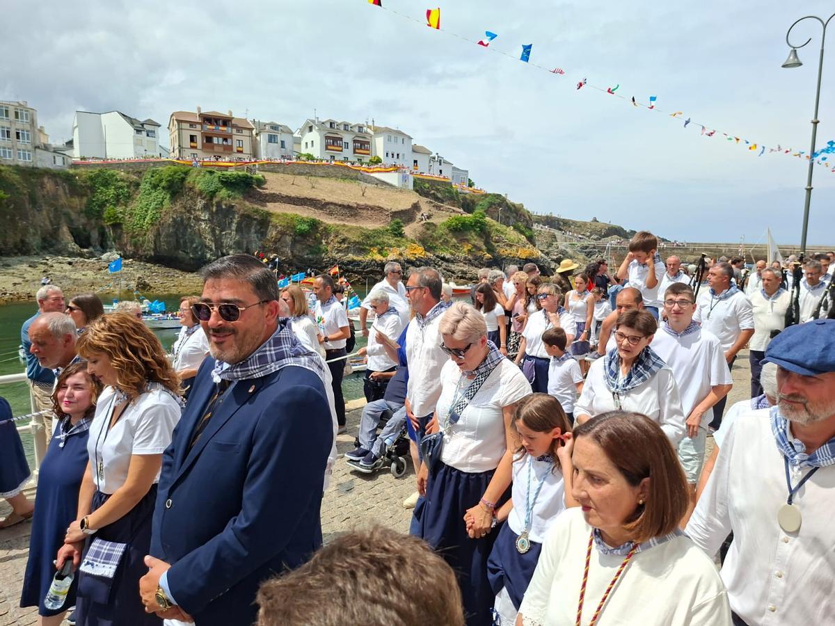 EN IMÁGENES: Tapia de Casariego, a rebosar en la procesión del Carmen