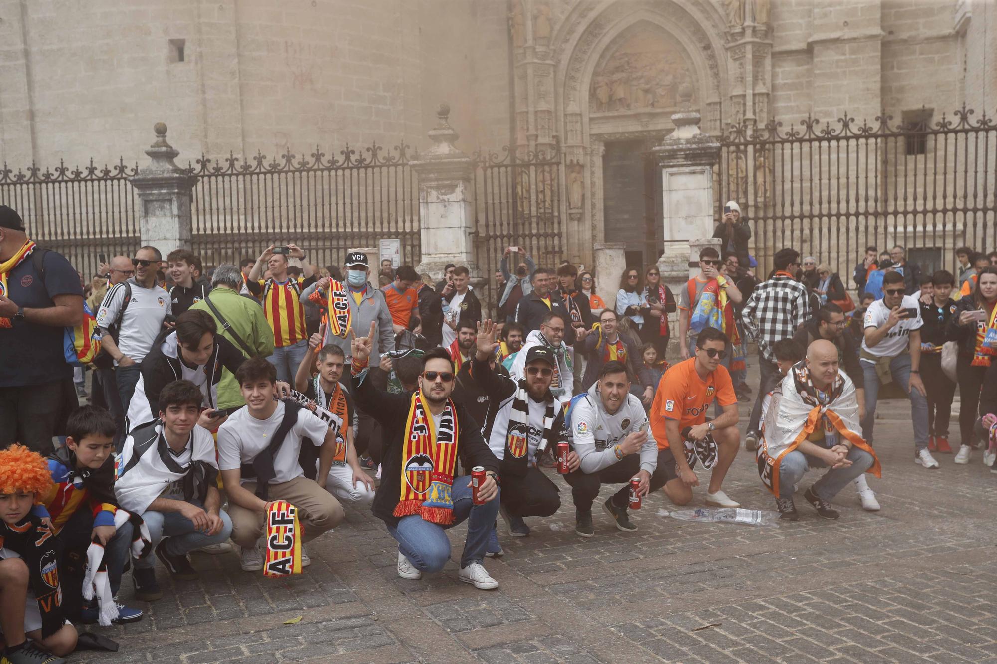 La afición valencianista toma Sevilla