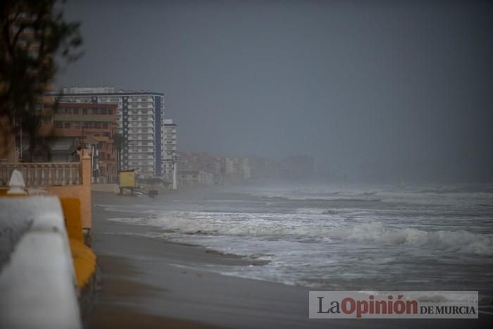 Temporal de lluvia y viento en La Manga y Cabo de