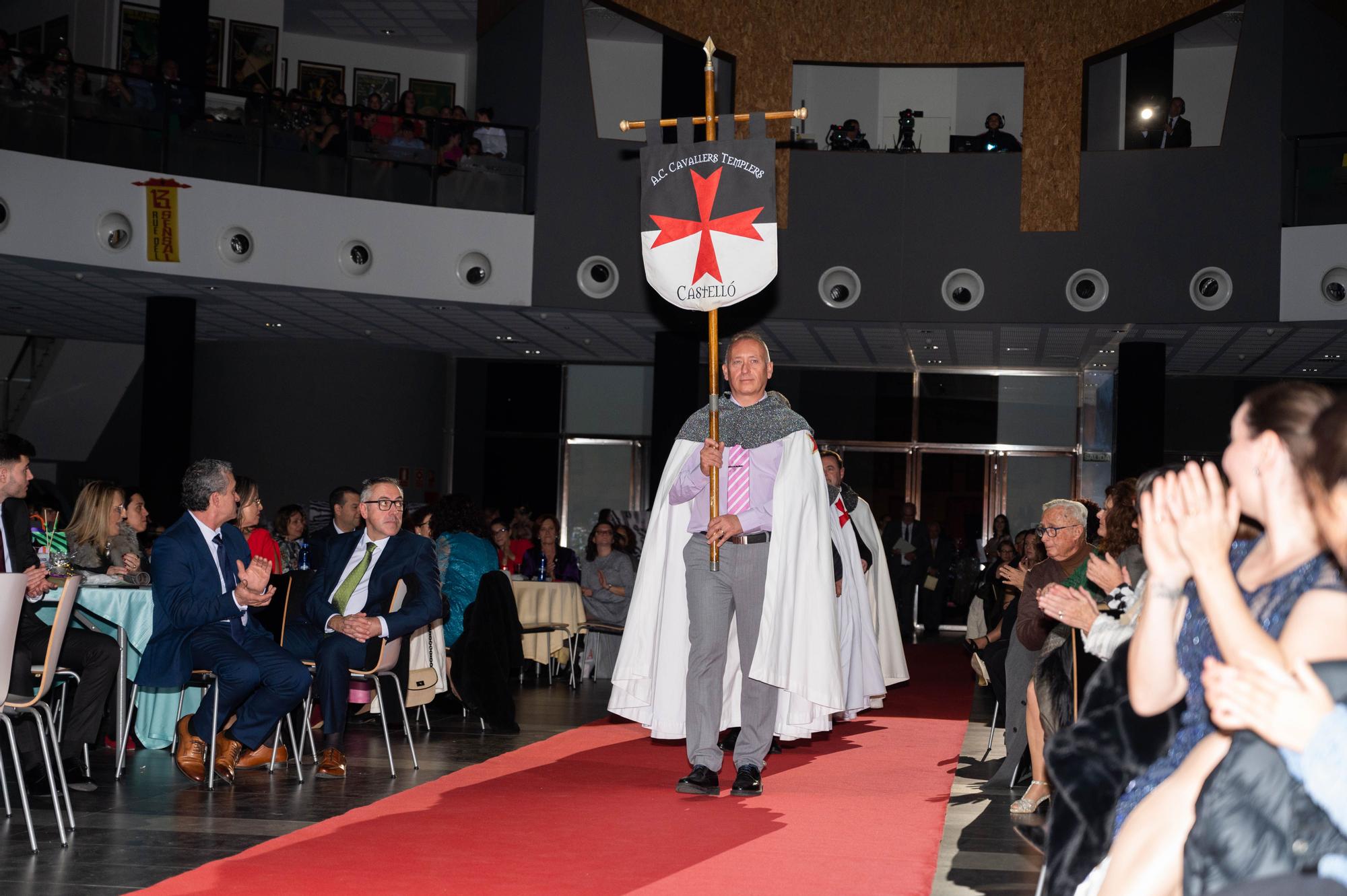 Las mejores imágenes de la presentación de la gaiata 13 Sensal en el Palau de la Festa de Castelló