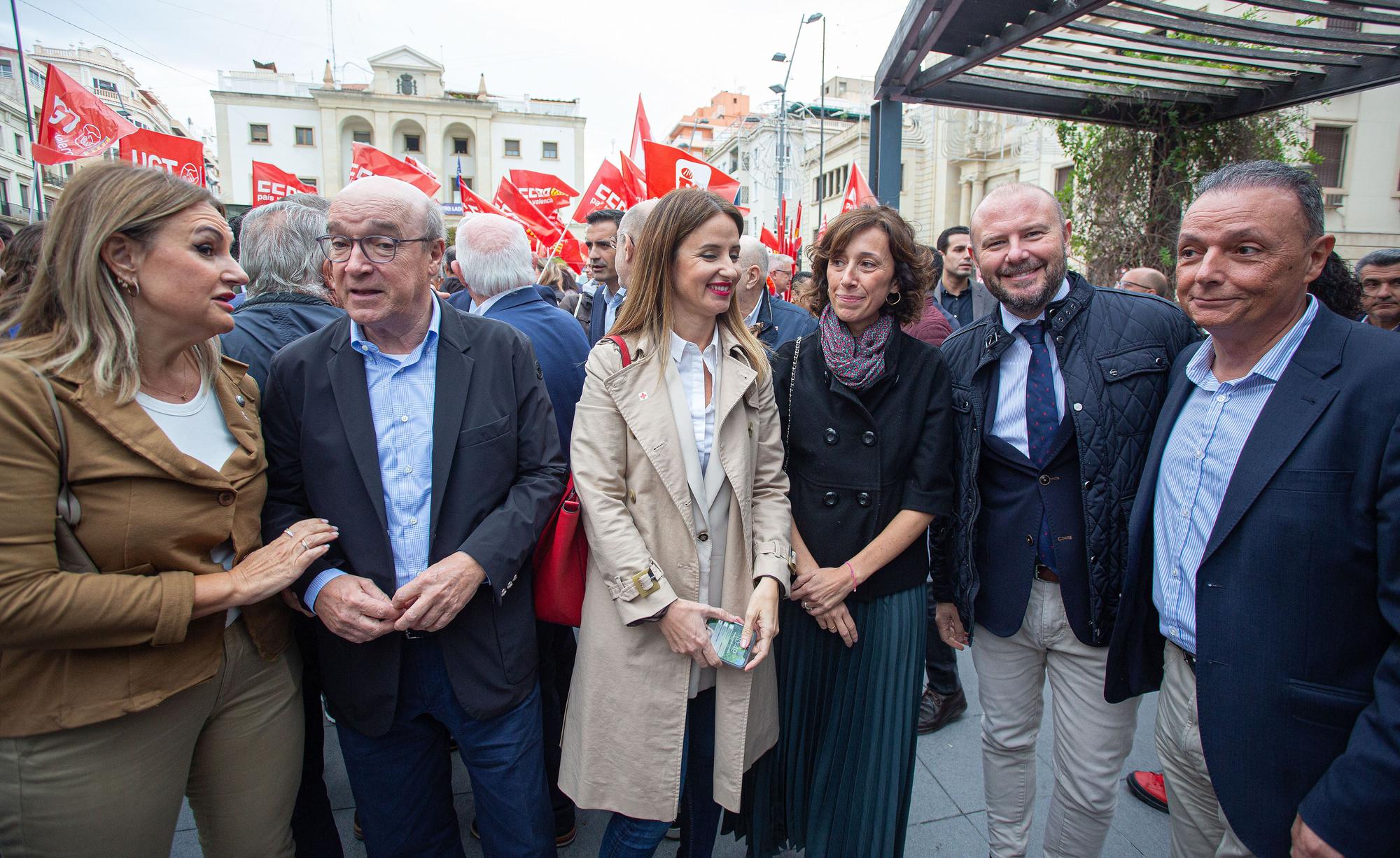 Concentración para reclamar una financiación justa para la provincia de Alicante