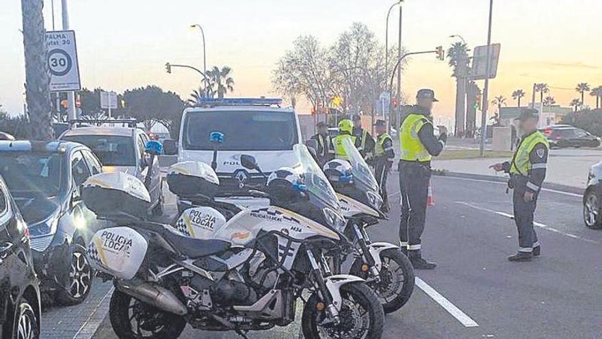 Denunciados 39 conductores de Palma por circular con la ITV caducada