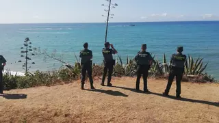El conato de incendio de Los Caños de Meca se originó por la caída accidental de una vela