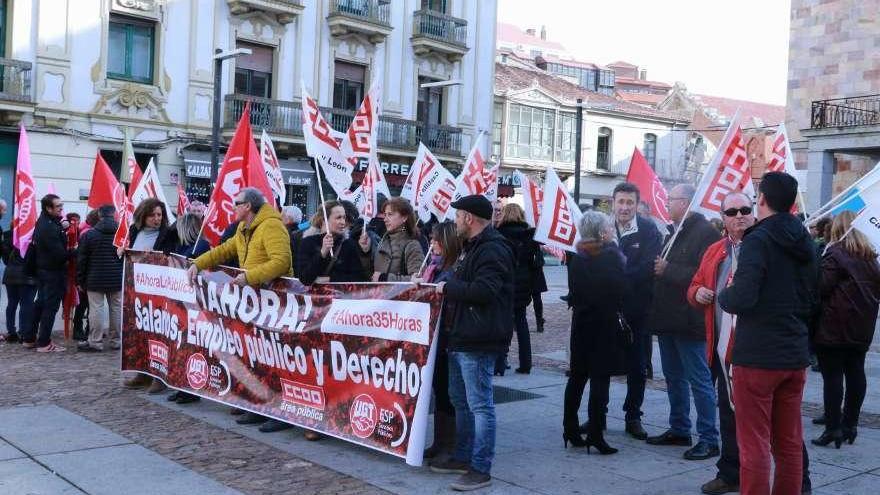 Manifestación por el empleo público celebrada en Zamora.