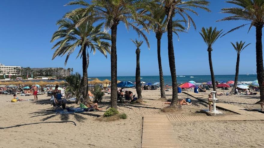 Fallece un bañista de 83 años en la playa del Arenal de Xàbia