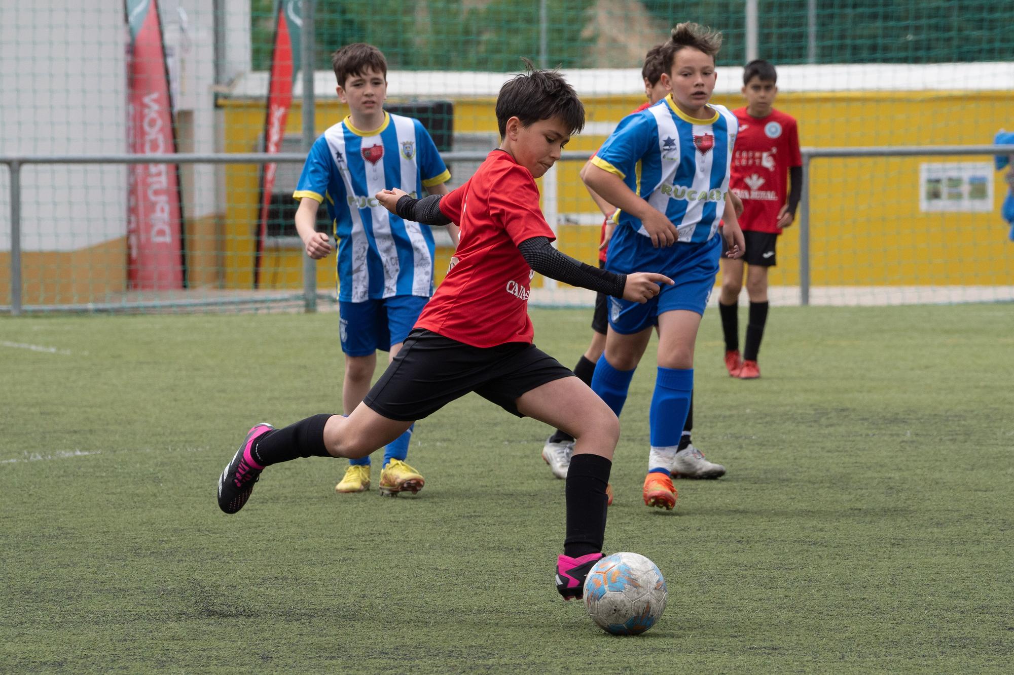 GALERIA | El Torneo del fútbol zamorano "Elvira Fernández", en juego en Valorio