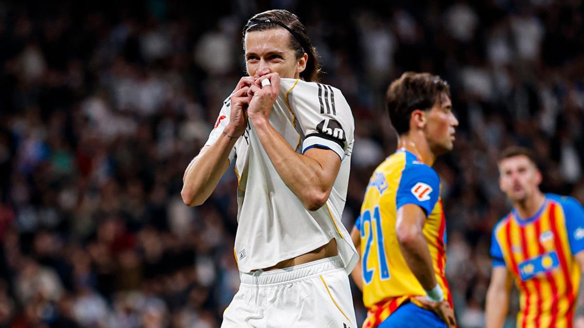 Álvaro Carreras después de marcarle al Valencia CF