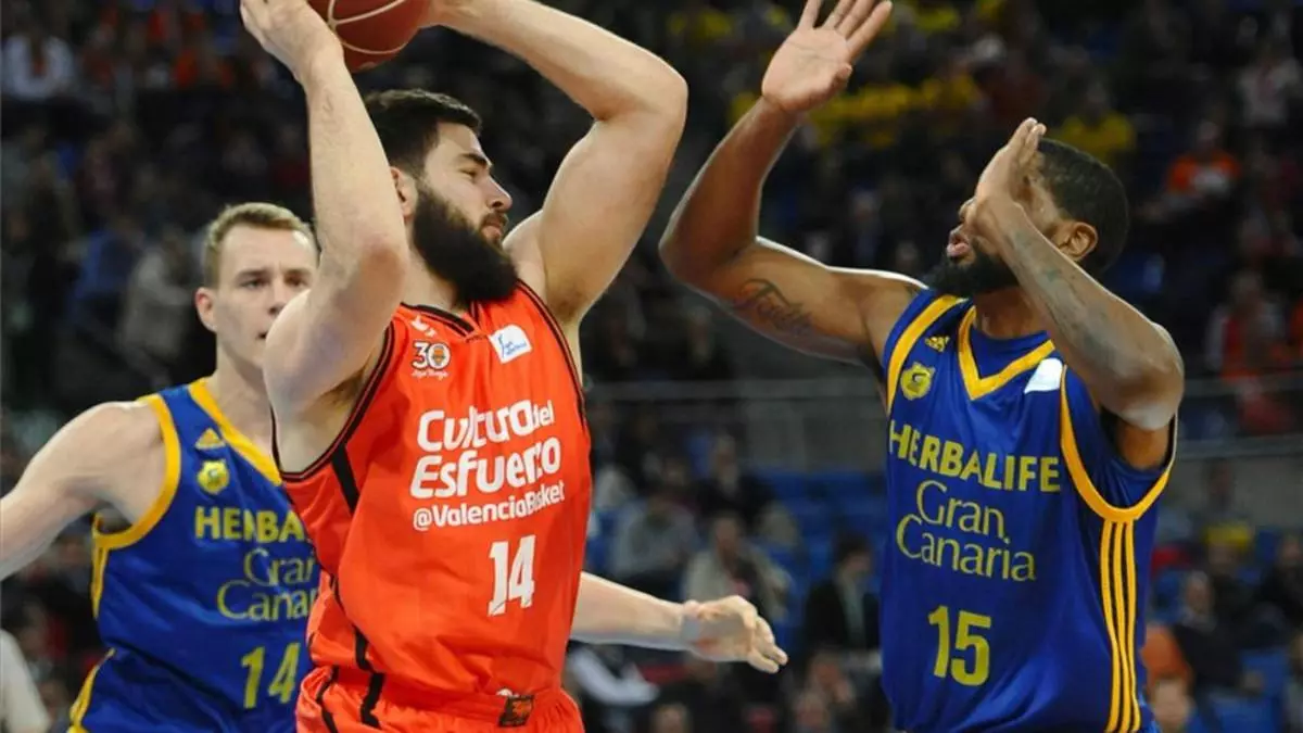 Un imperial Dubljevic guía al Valencia BC a semifinales