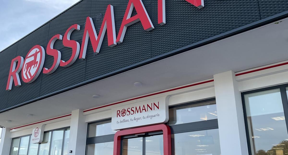 Die dritte Rossmann-Filiale eröffnet in Felanitx.