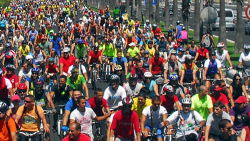 Fiesta ciudadana para recibir el Plan de la Bicicleta